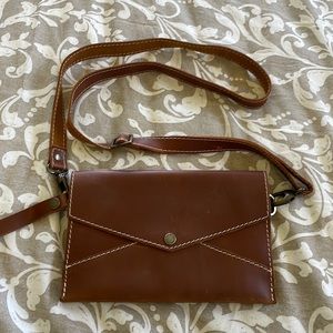 Portland Leather Goods crossbody wallet-